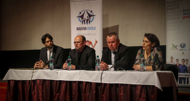 A kárpátaljai oktatás helyzetéről is tárgyaltak a Szlovákiai Magyarok Kerekasztala éves konferenciáján