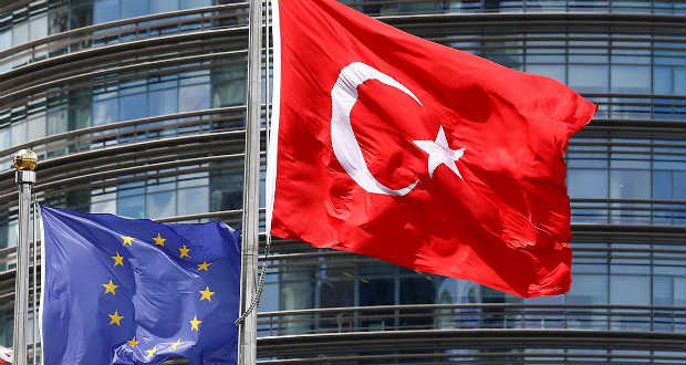 Egyre feszültebb a viszony az EU és Törökország között