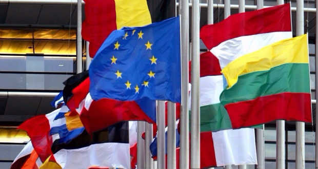 Megállapodtak a vízummentesség felfüggeszthetőségéről, továbbléphet Kijev és Tbiliszi