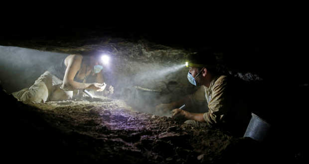 Újabb holt-tengeri tekercstöredékeket találtak