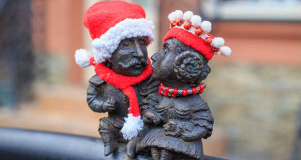 Az ünnepet hirdetik Ungvár miniszobrai is