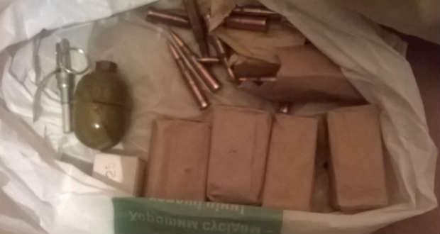 Fegyvereket találtak egy munkácsi nyugdíjas otthonában