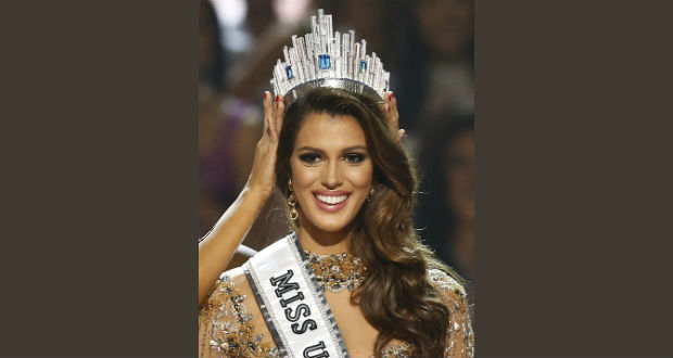Megválasztották az „univerzum legszebb nőjét”