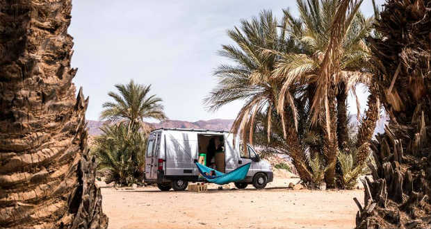 Furgonnal járja a világot egy magyar pár