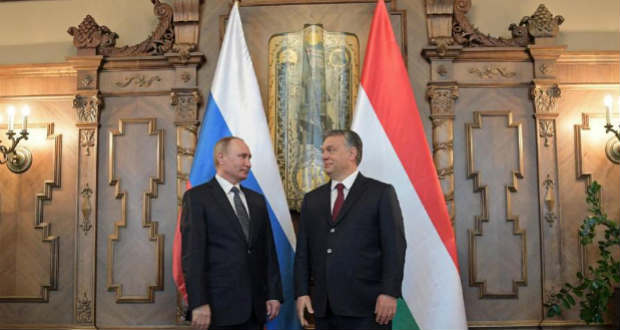 Orbán Viktor Moszkvában tárgyal