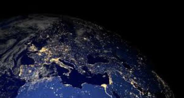 Minden eddiginél több, 184 országban aludtak ki a fények a Föld Órája alkalmából