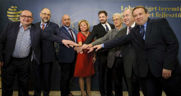 Több mint 600 résztvevő az első Kárpát-medencei gazdasági fórumon