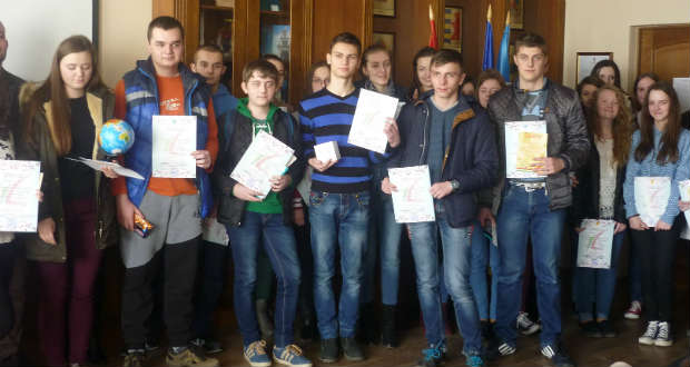 Tanulmányi versenyt szervezett a KMDFKSZ