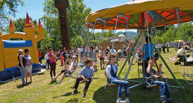 Ők jelentik a jövőt – KMKSZ-gyermeknap Visken