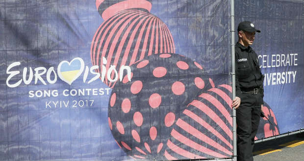 Nem engedtek be Ukrajnába két orosz újságírót és egy fotóriportert