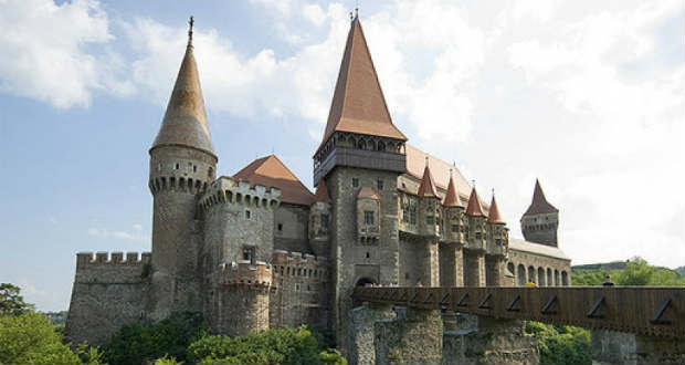 Kirabolták a vajdahunyadi várat