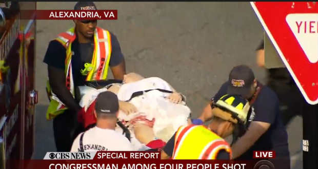 Meglőttek egy vezető republikánus képviselőt Washington közelében