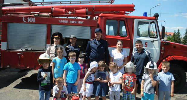 Iskolásoknak tartottak előadást a kárpátaljai tűzoltók