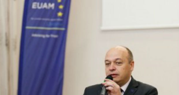 Bírálta az ukrán Legfőbb Ügyészséget és az SZBU-t az EU