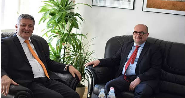 Grezsa István hivatalában fogadta a KMKSZ delegációját