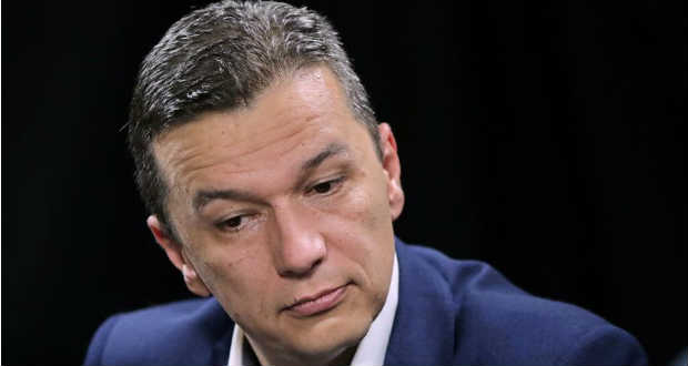 Leváltotta a román parlament Sorin Grindeanu kormányfőt