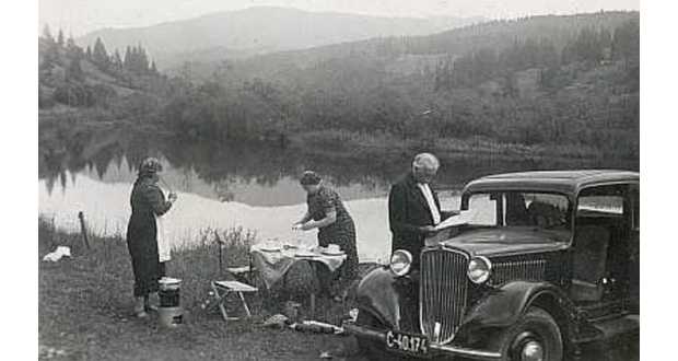 Kárpátalja anno: kirándulók a Szinevéri-tónál