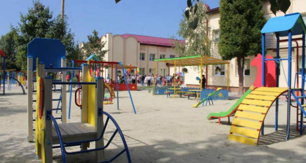 Európai színvonalú óvodát avattak Munkácson