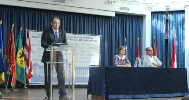 Az Egán Ede-program további félezer nyertes pályázójával kötöttek szerződést Beregszászban