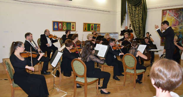 Szimfonikus népzene sok szeretettel, Gödöllőről