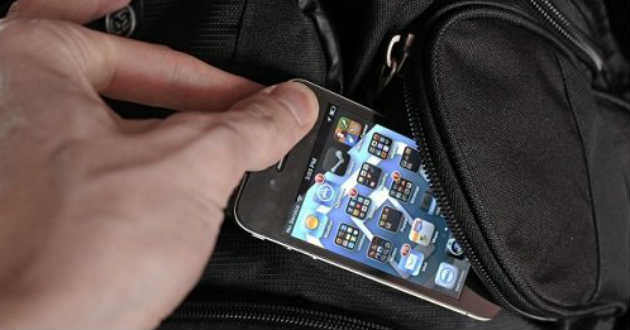 Iskolások raboltak ki egy nyugdíjast a Rahói járásban