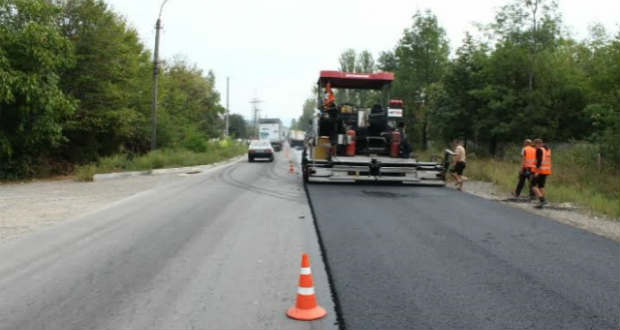 Török cég újítja fel az Alsóverecke–Ökörmező útszakaszt