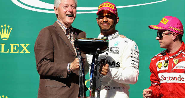 Hamilton győzött, a Mercedes már világbajnok!