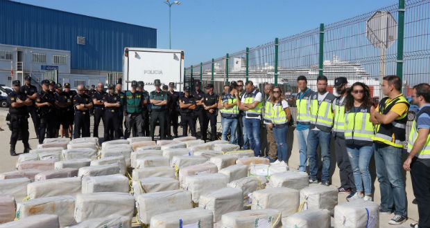 Több tonna kokaint fogtak a spanyol hatóságok