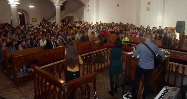 A reformáció 500. évére emlékezett Kárpátalja fiatalsága