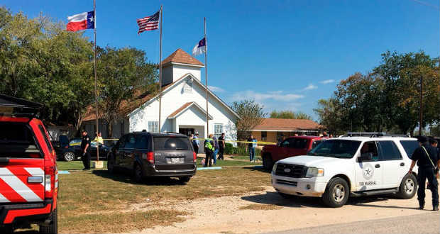 Lövöldözés volt egy texasi templomban, huszonhat halott
