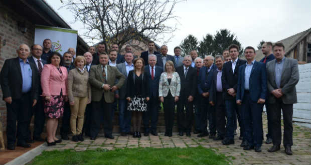 Példás együttműködés a Kárpát-medencei magyar gazdaszervezetek között