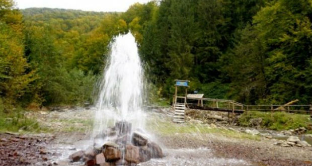 Kárpátalja ma: pihenőhely a gejzír mellett