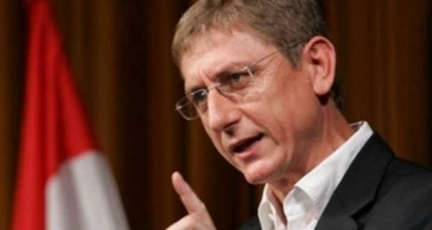 Aláírásgyűjtést indít a DK az Ukrajnából átjelentkezők magyar nyugdíja ellen