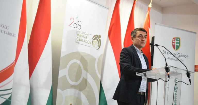 Egymilliárd forint a külhoni magyar családok éve Kárpát-medencei programjaira