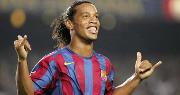 Ronaldinho visszavonul