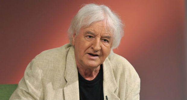 Elhunyt Tahi Tóth László