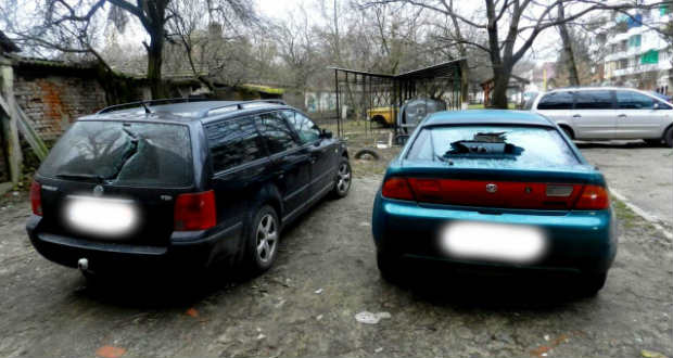 Több magyar rendszámú autót is megrongáltak Beregszászban