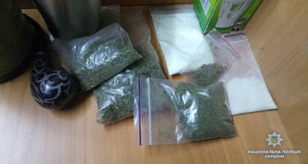 Kábítószert foglaltak le egy férfinél a beregszászi rendőrök