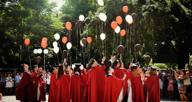 Elballagtak a Beregszászi Ukrán Gimnázium végzős diákjai