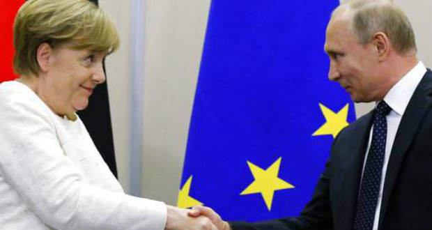 Putyin és Merkel egyetért az ukrajnai gáztranzit fennmaradásában