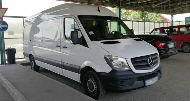 Körözött személygépkocsit foglaltak le a Tiszaújlak-Tiszabecs határátkelőn