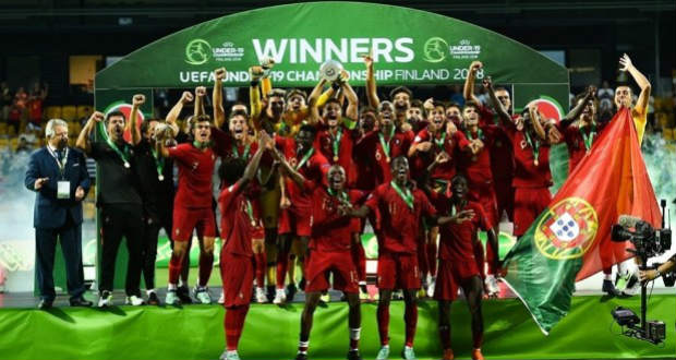 A mágikus 109. perc: elképesztő döntőben nyert U19-es Eb-t Portugália