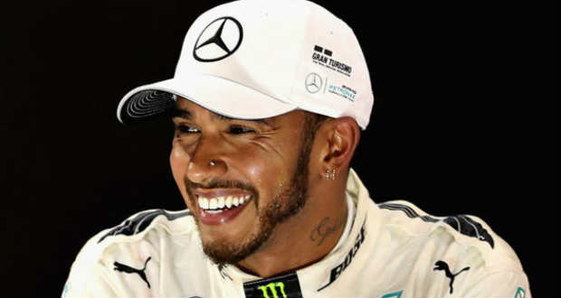 Hamiltoné az első rajthely a Spanyol Nagydíjon