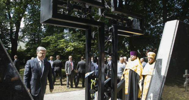 Megbékélést szorgalmazott a lengyel és az ukrán elnök a közös történelem megítélésében