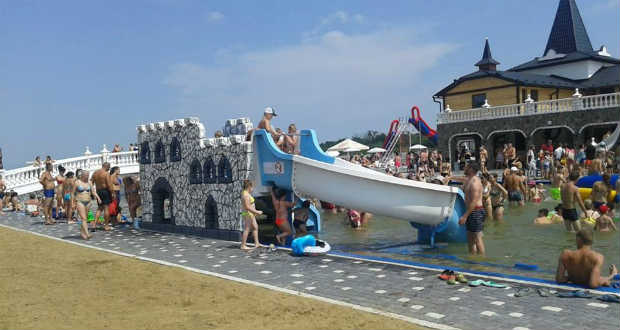 Megnyitotta kapuit a Horus Aquapark