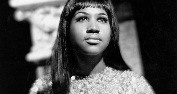Elhunyt a soul királynője, Aretha Franklin