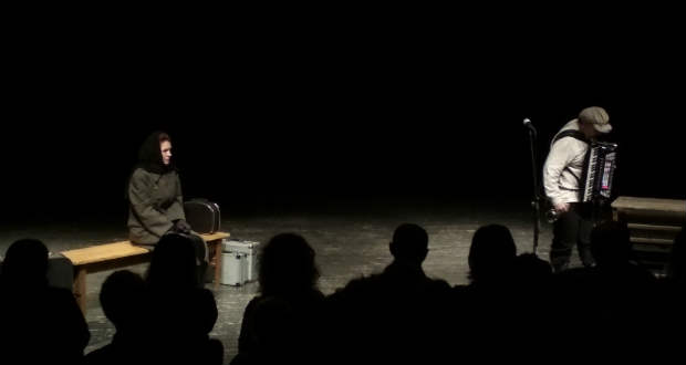 Karády Katalin-est a beregszászi színházban