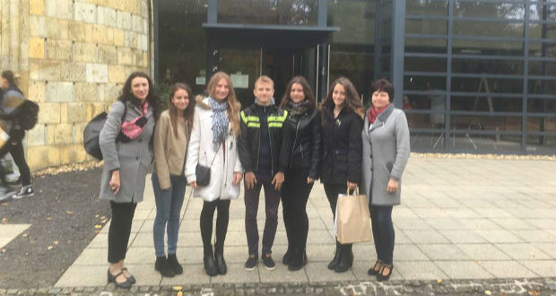 Különdíjas kárpátaljai versenyzők az Édes anyanyelvünk versenyen