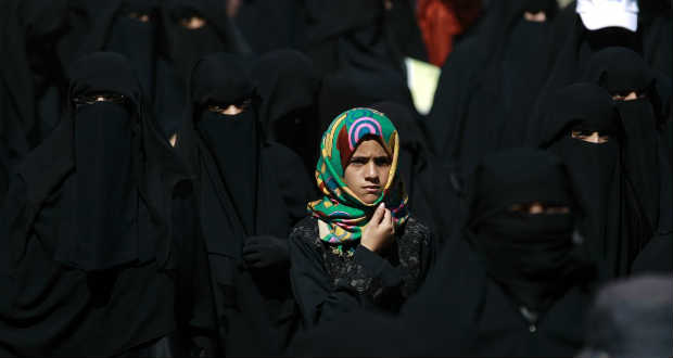 Az iszlámban a nő soha nem egyenlő a férfival