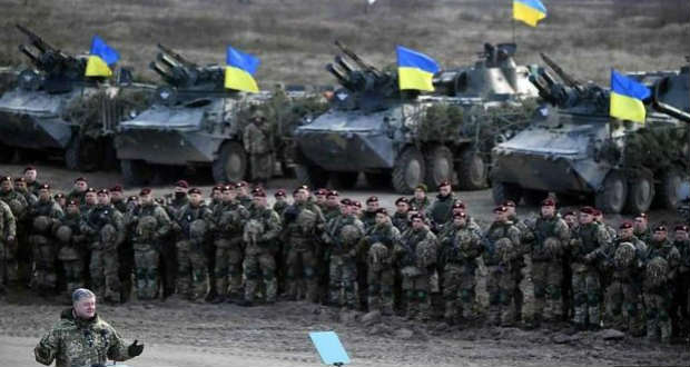 A Moszkvával való konfliktus további mélyülése jellemezte Ukrajna eltelt egy évét